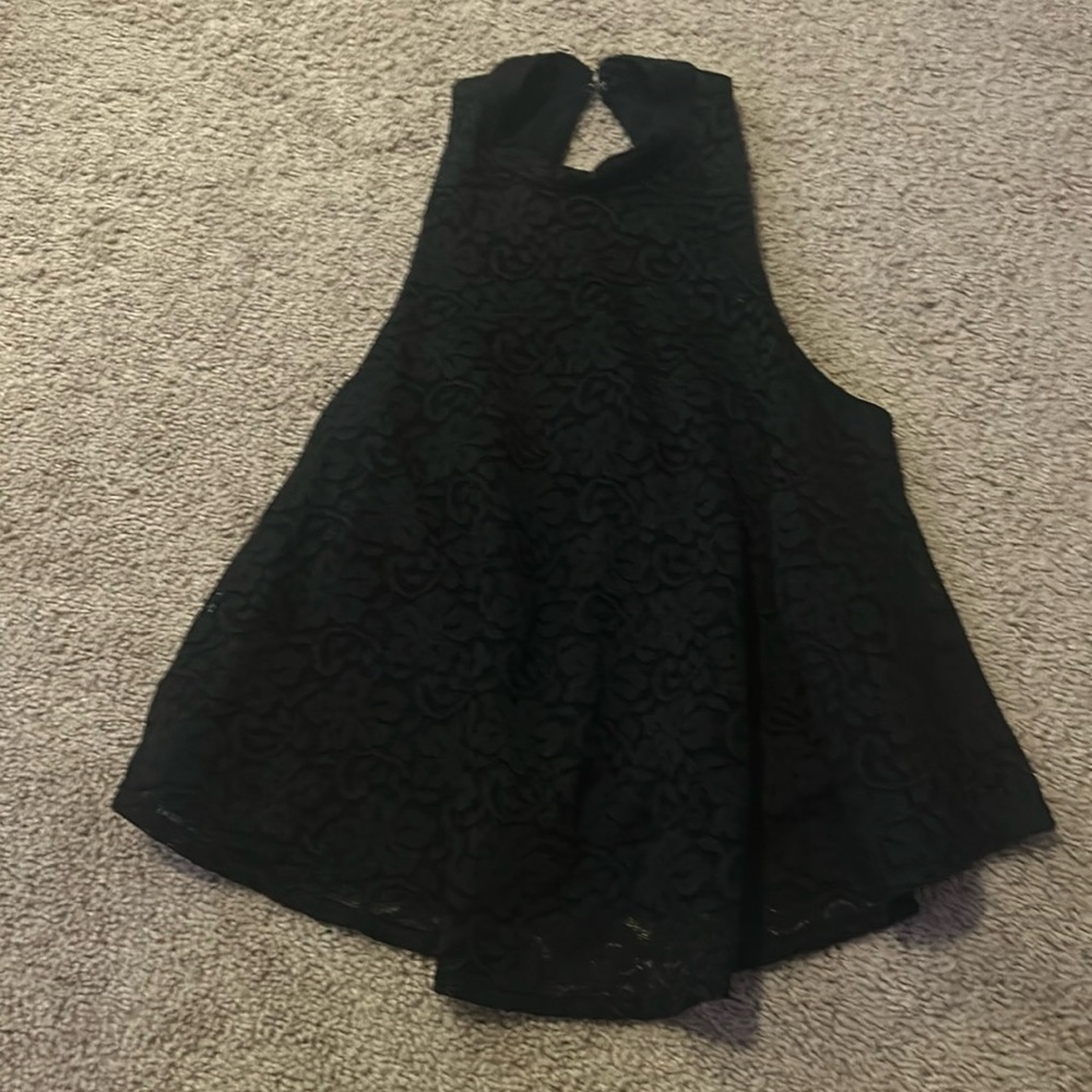 XS black lace flowy top.